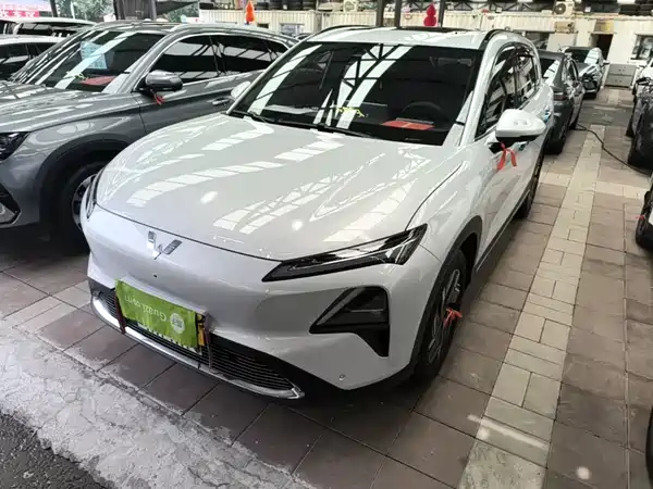 Wuling Starlight S 2025