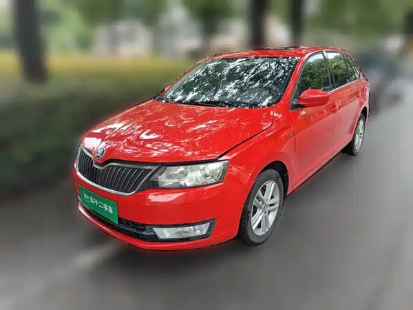 Skoda Rapid Spaceback 2015