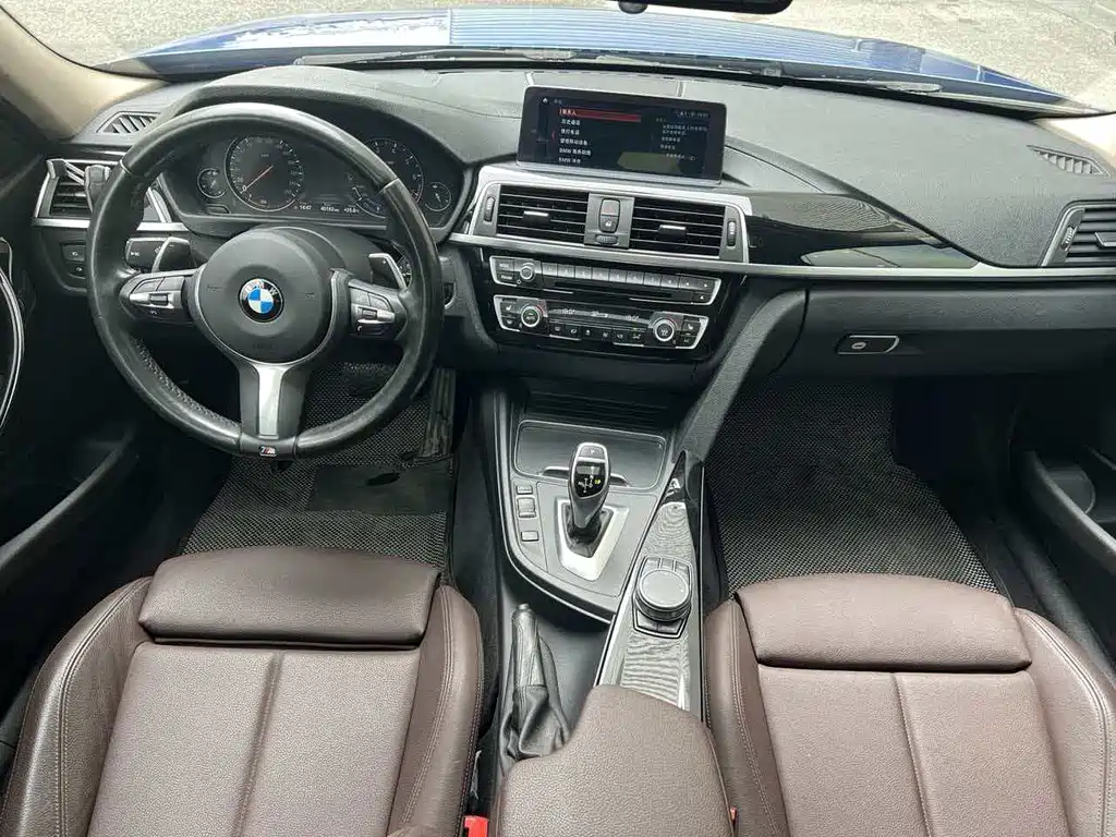 BMW 3 Series 2018 — фото 4