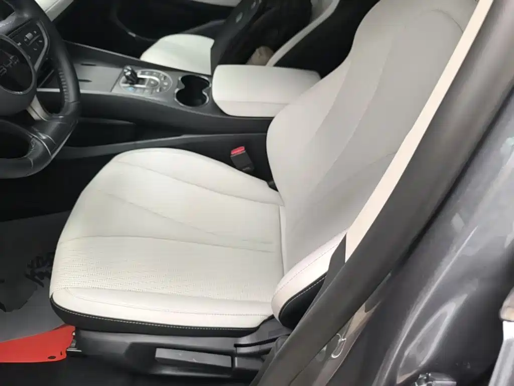 BYD Seal 05 DM-i 2025 — фото 15
