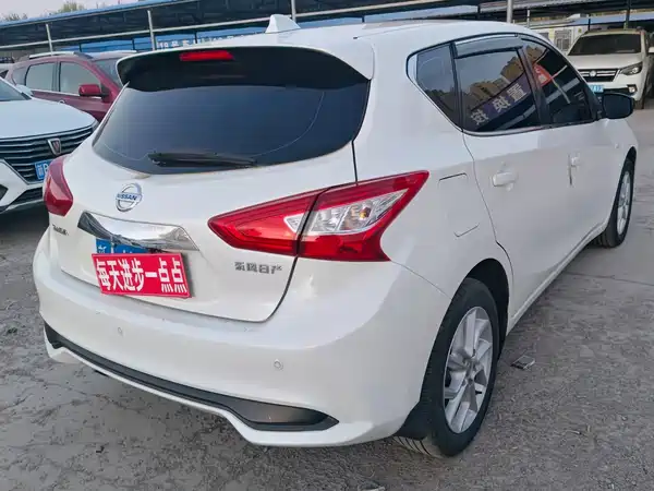 Nissan Tiida 2021