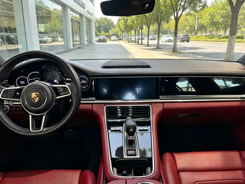 Porsche Panamera 2017 — фото 6