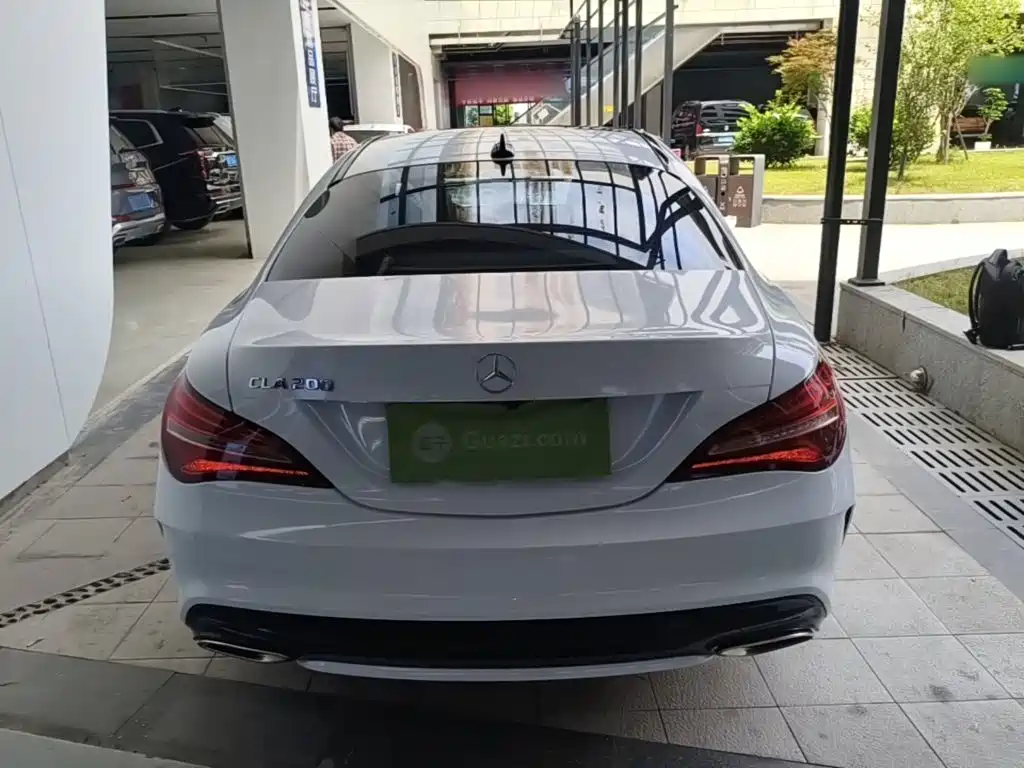 Mercedes-Benz CLA 2016