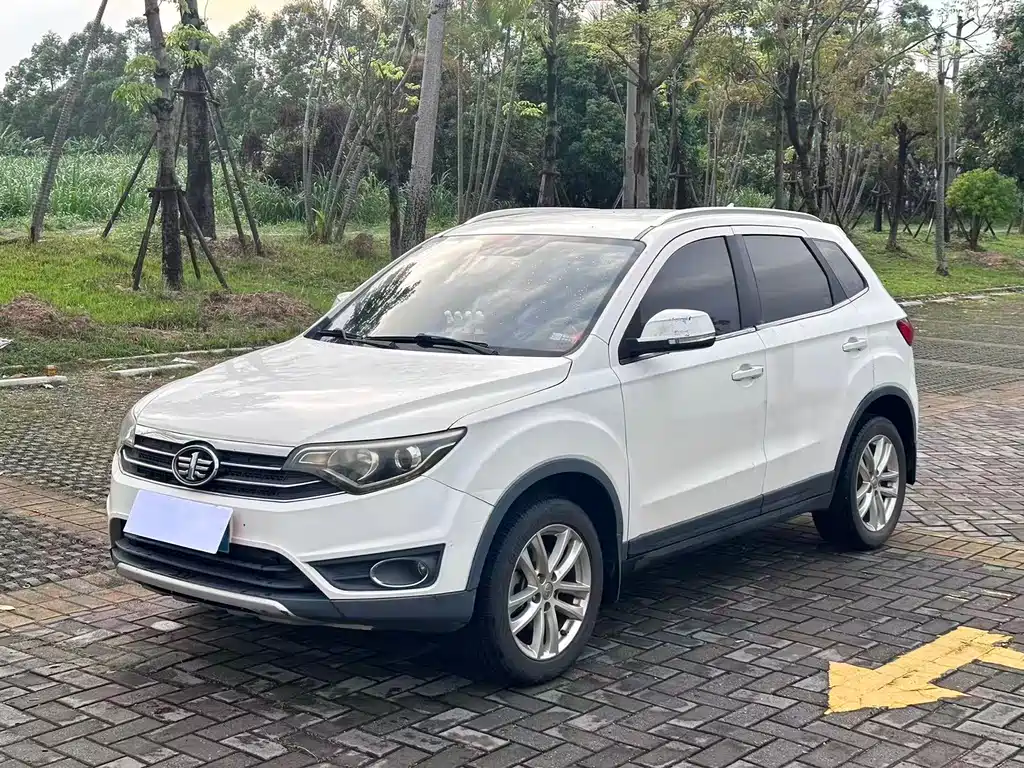 FAW Senya R7 2017