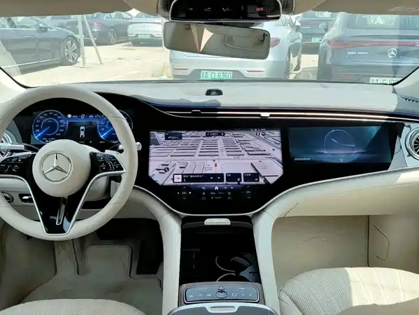 Mercedes-Benz EQS 2024