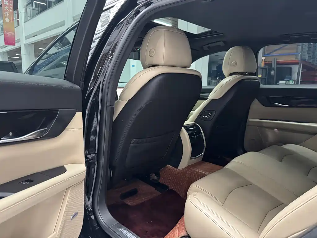 Cadillac CT6 2019 — фото 13