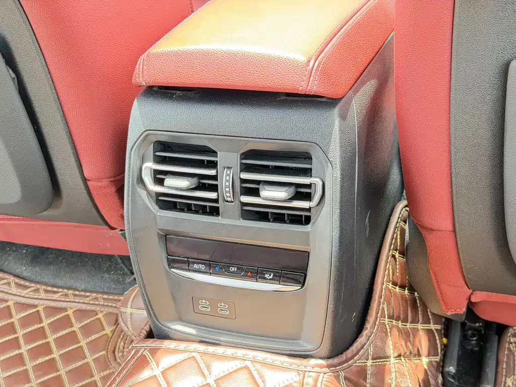 BMW 3 Series 2022 — фото 12
