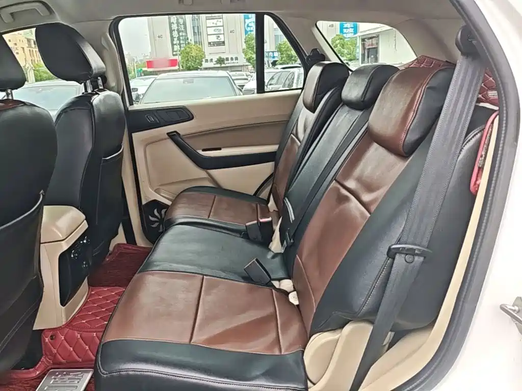 Ford Everest 2018 — фото 17