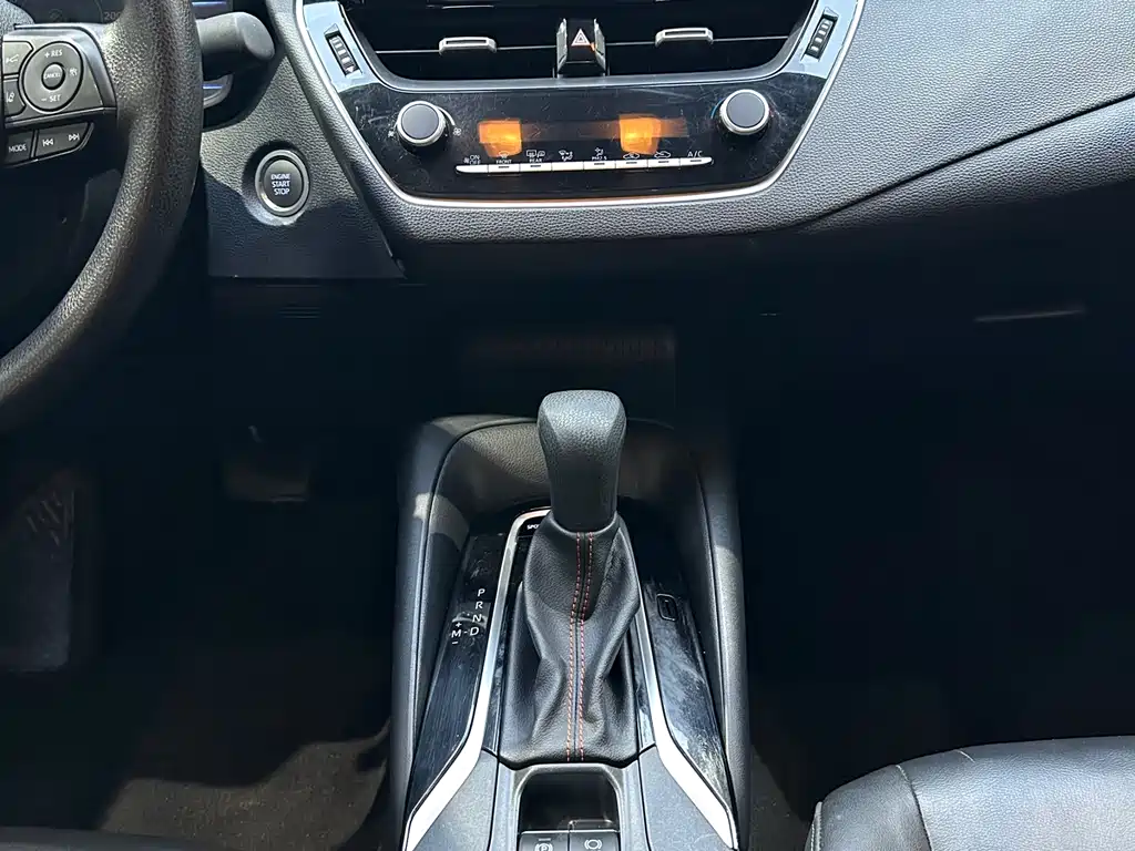 Toyota Corolla 2022 — фото 13
