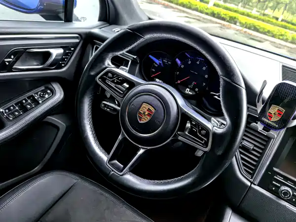 Porsche Macan 2015