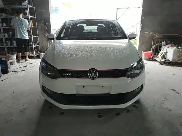 Volkswagen Polo 2015