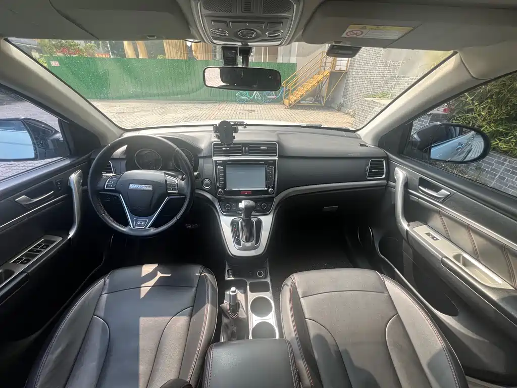 Haval H6 2017 — фото 14