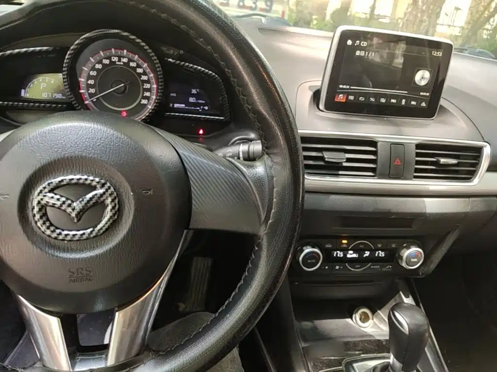 Mazda 3 Angkesela 2016 — фото 10