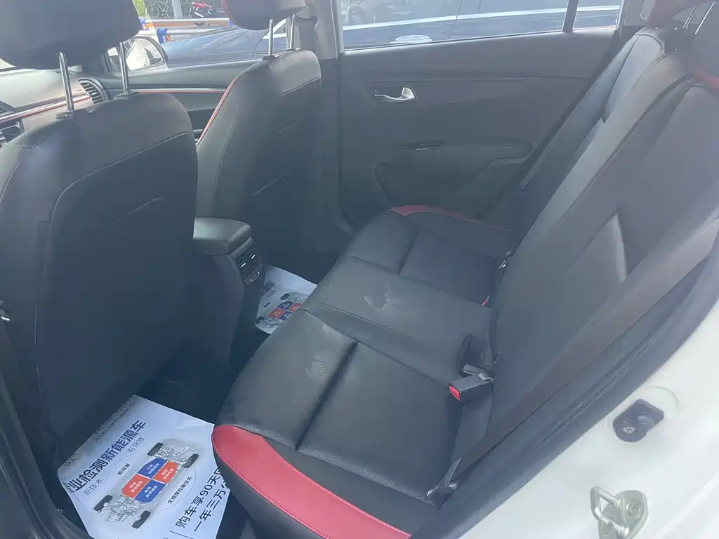 Kia KX CROSS 2019 — фото 8