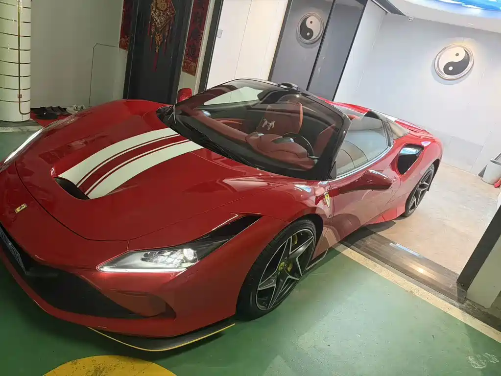 Ferrari F8 2023 — фото 1