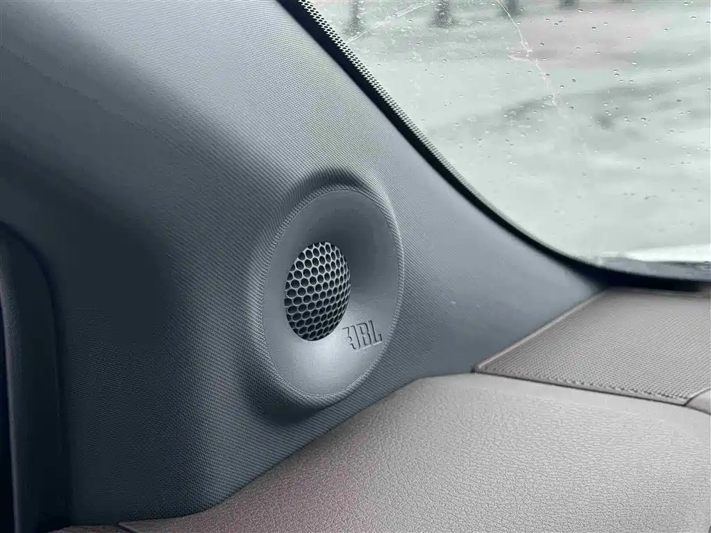 Toyota Sienna 2024 — фото 25