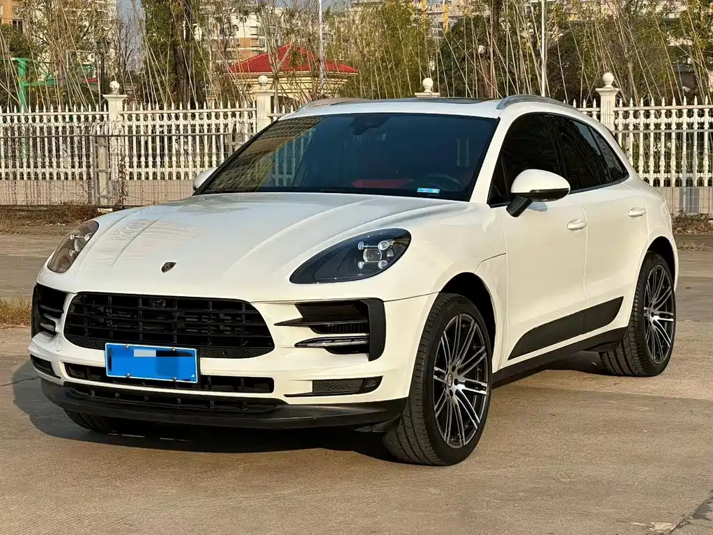 Porsche Macan 2021