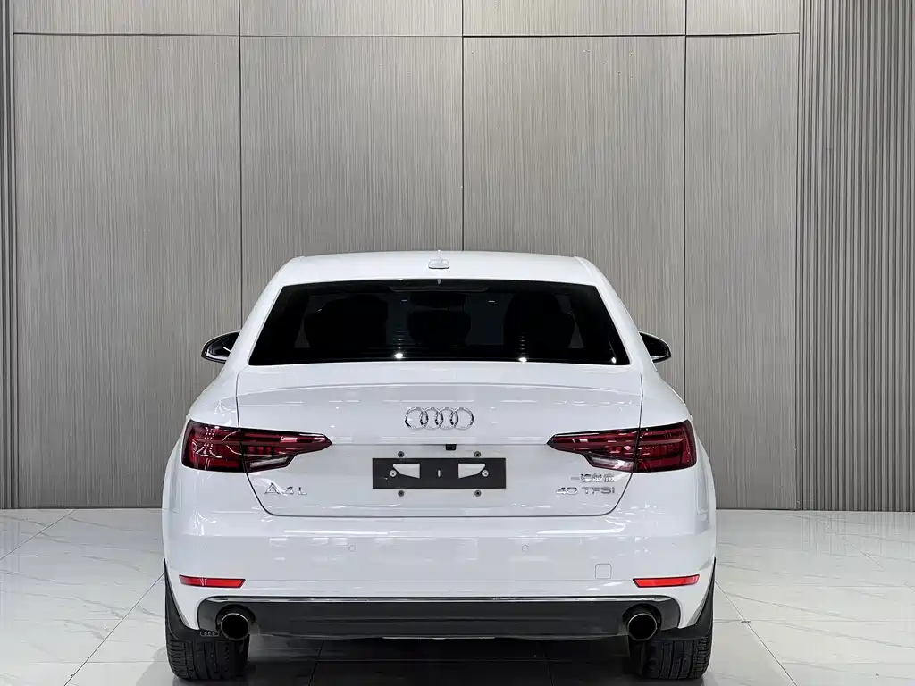 Audi A4L 2018 — фото 10