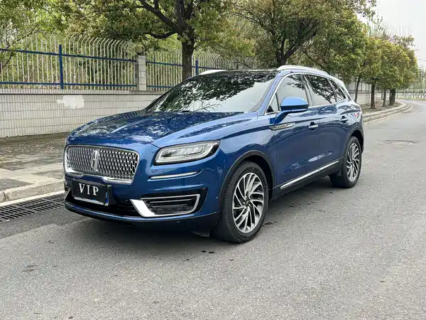 Lincoln Nautilus 2021