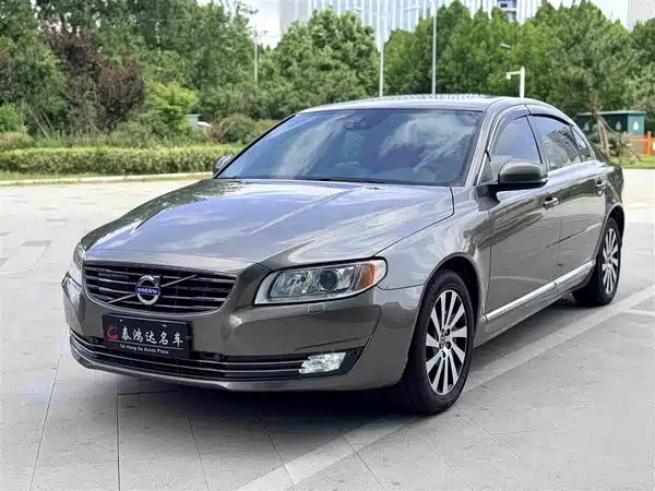 Volvo S80L 2015