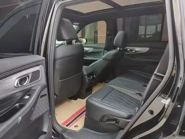 GAC Trumpchi GS8 2025
