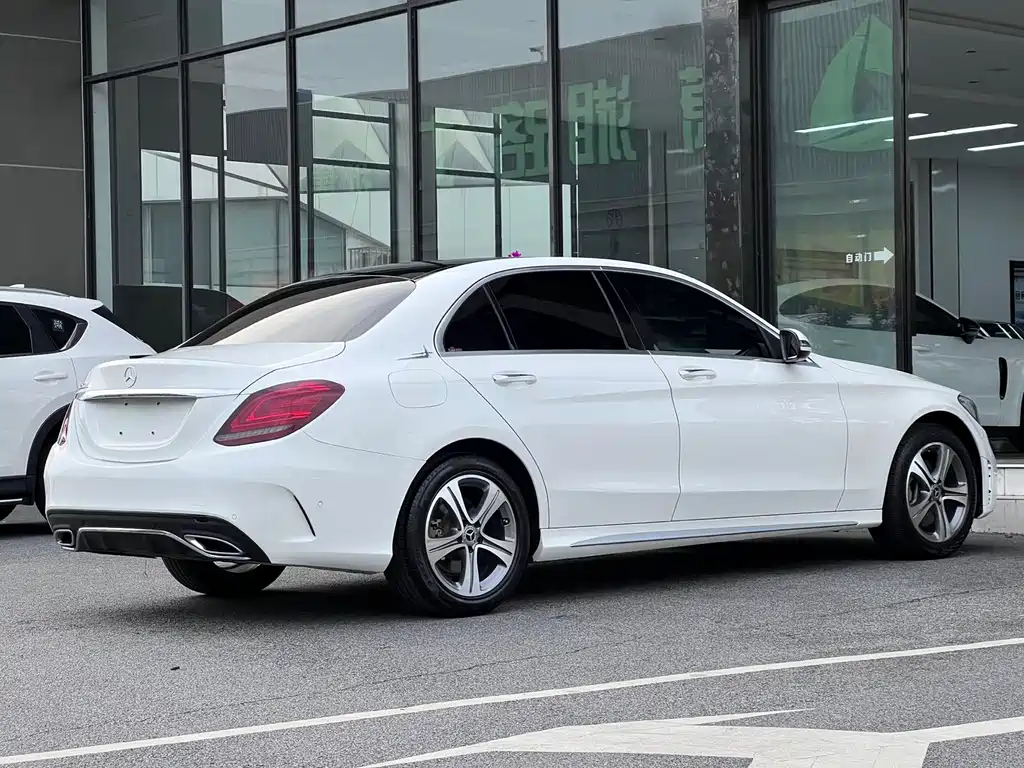 Mercedes-Benz C-Class 2020 — фото 9