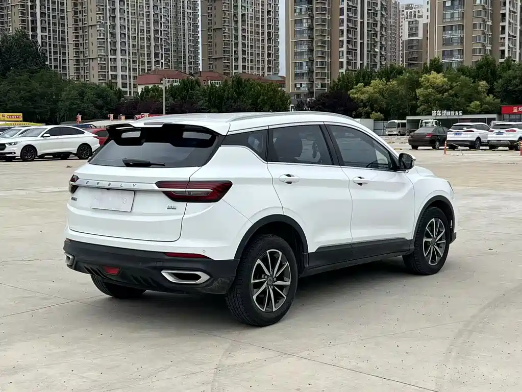 Geely Binyue 2021 — фото 4