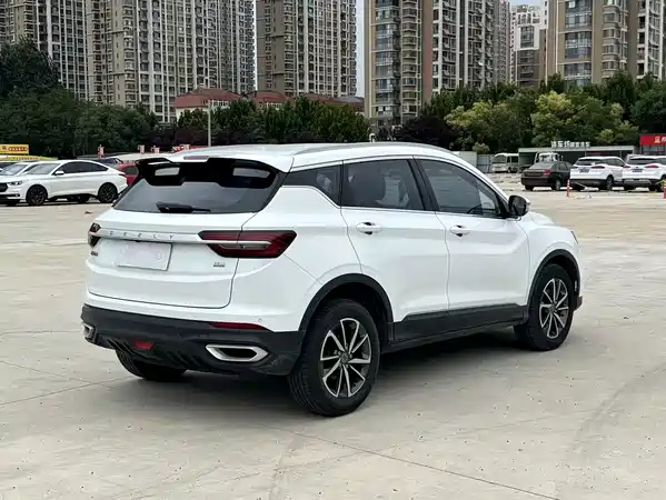 Geely Binyue 2021