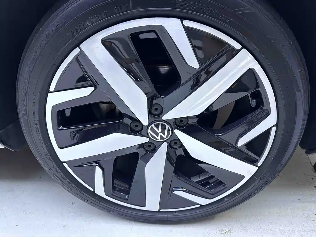 Volkswagen Lamando 2023 — фото 19