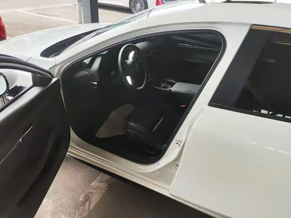 Mazda 3 Angkesela 2021