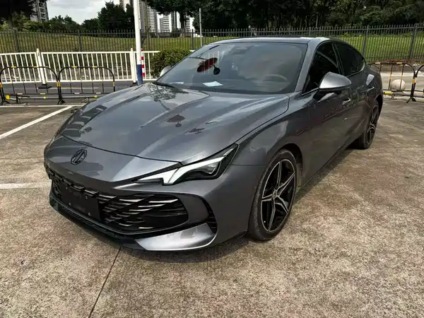 MG MG7 2023
