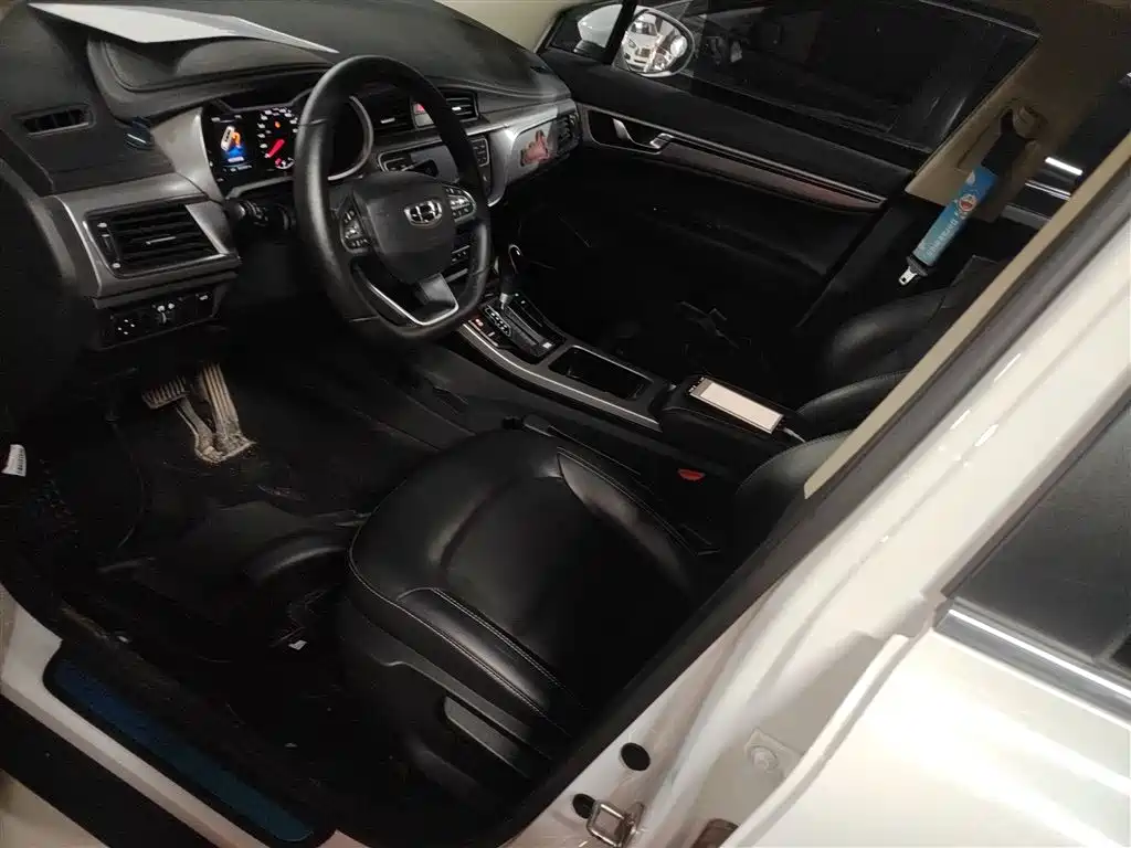 Geely Emgrand GS 2020 — фото 15