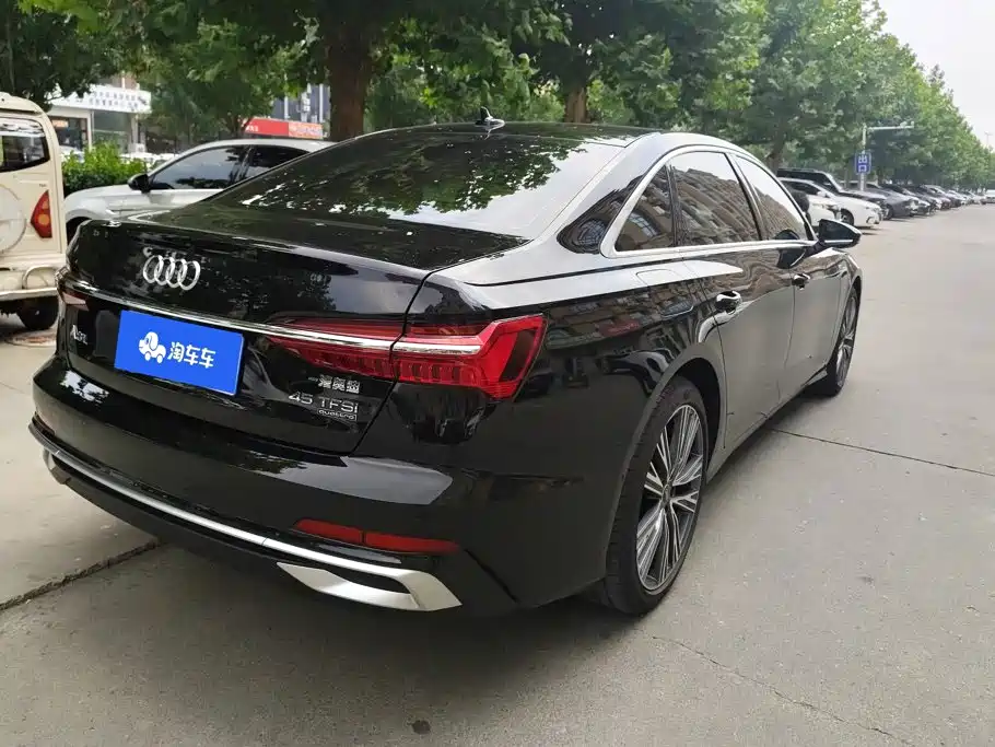 Audi A6L 2025