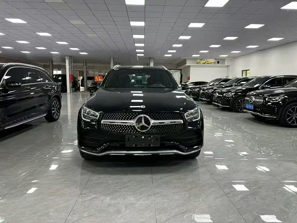 Mercedes-Benz GLC 2023 — фото 1