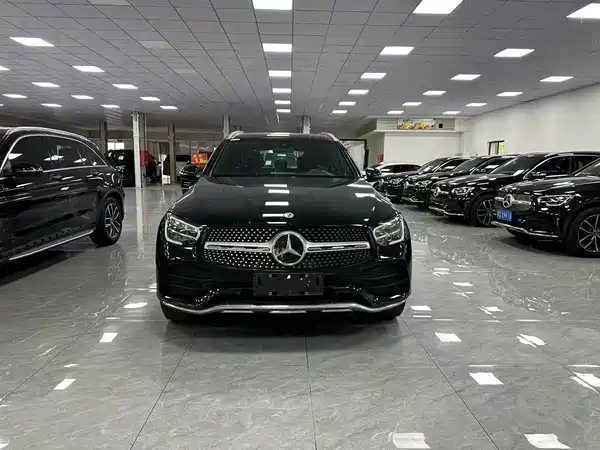 Mercedes-Benz GLC 2023