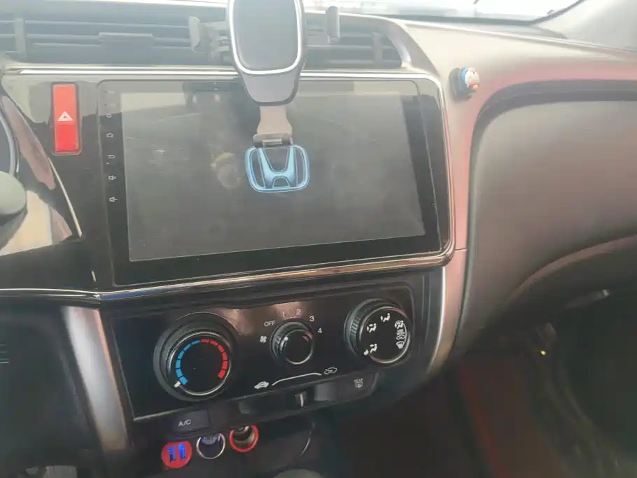 Honda City 2018 — фото 13