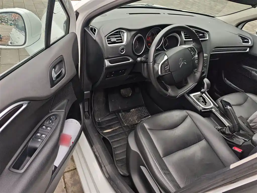 Citroen C4L 2015 — фото 16