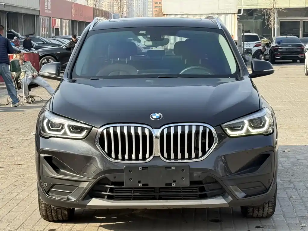 BMW X1 2022 — фото 2