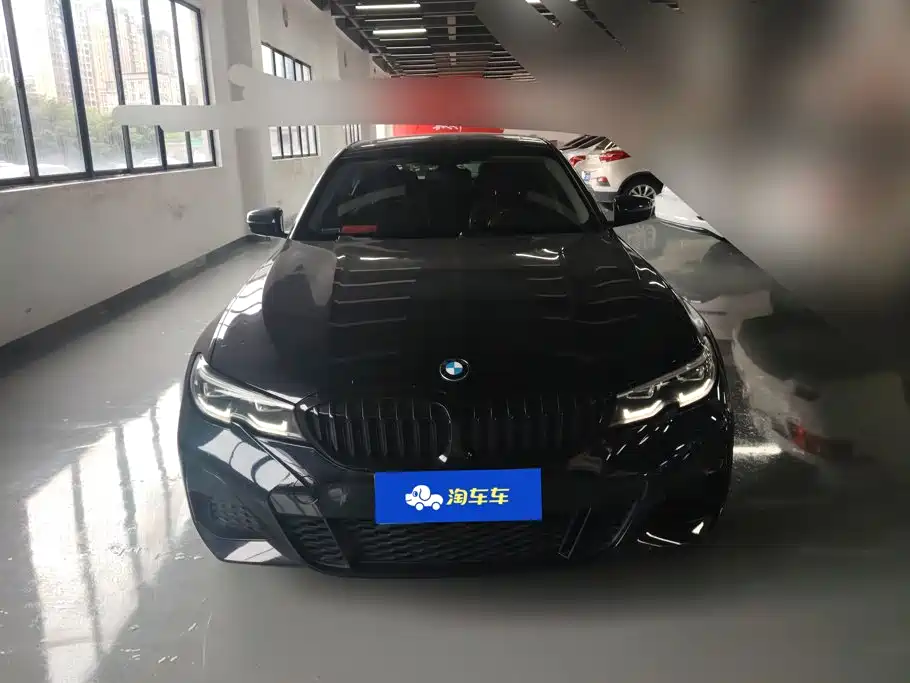 BMW 3 Series 2021