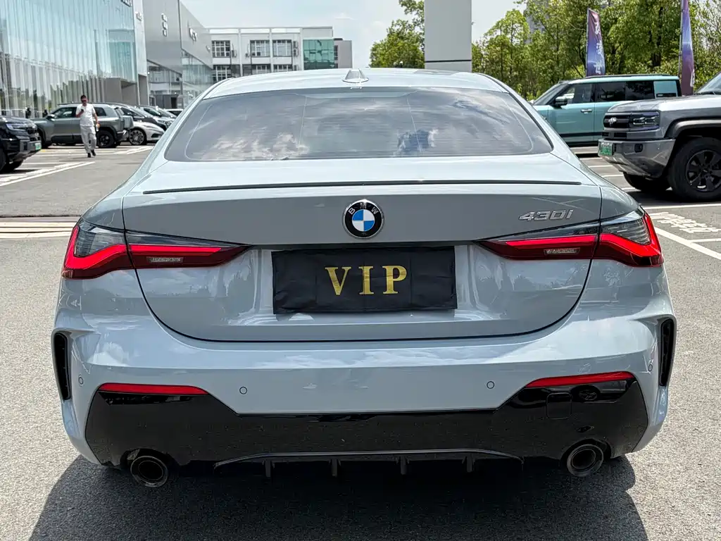 BMW 4 Series 2025 — фото 17