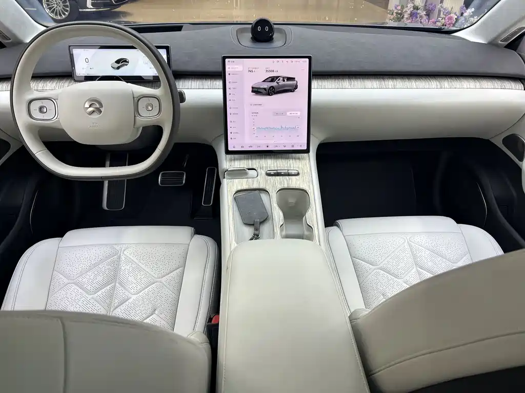 NIO ET7 2024