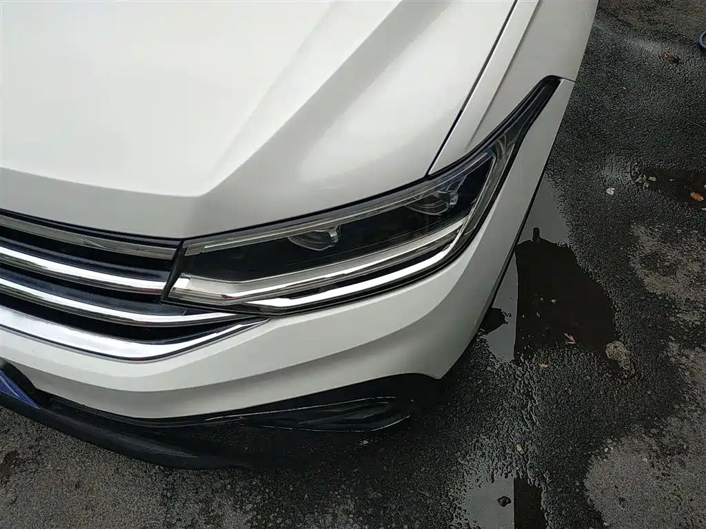 Volkswagen Tiguan L 2022 — фото 24