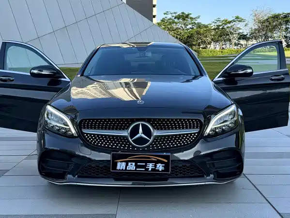 Mercedes-Benz C-Class 2020