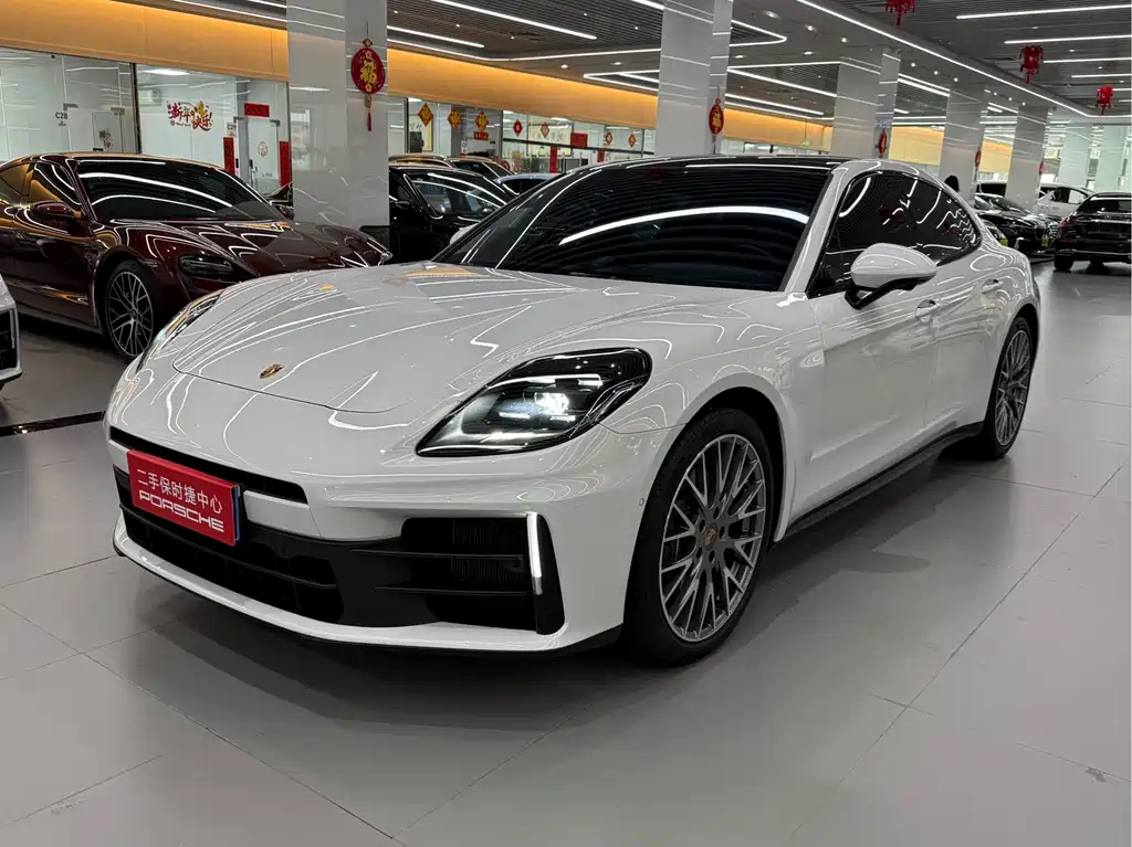 Porsche Panamera 2024