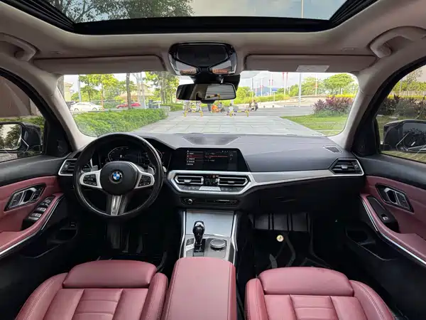 BMW 3 Series 2021
