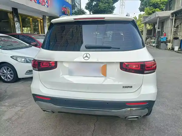 Mercedes-Benz GLB 2021