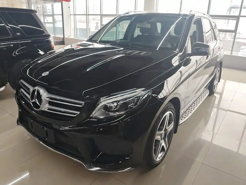 Mercedes-Benz GLE 2016