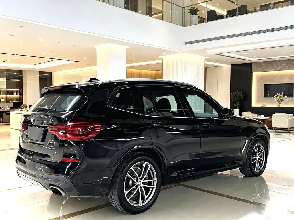 BMW X3 2018 — фото 8