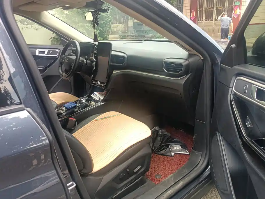 Ford Explorer 2020