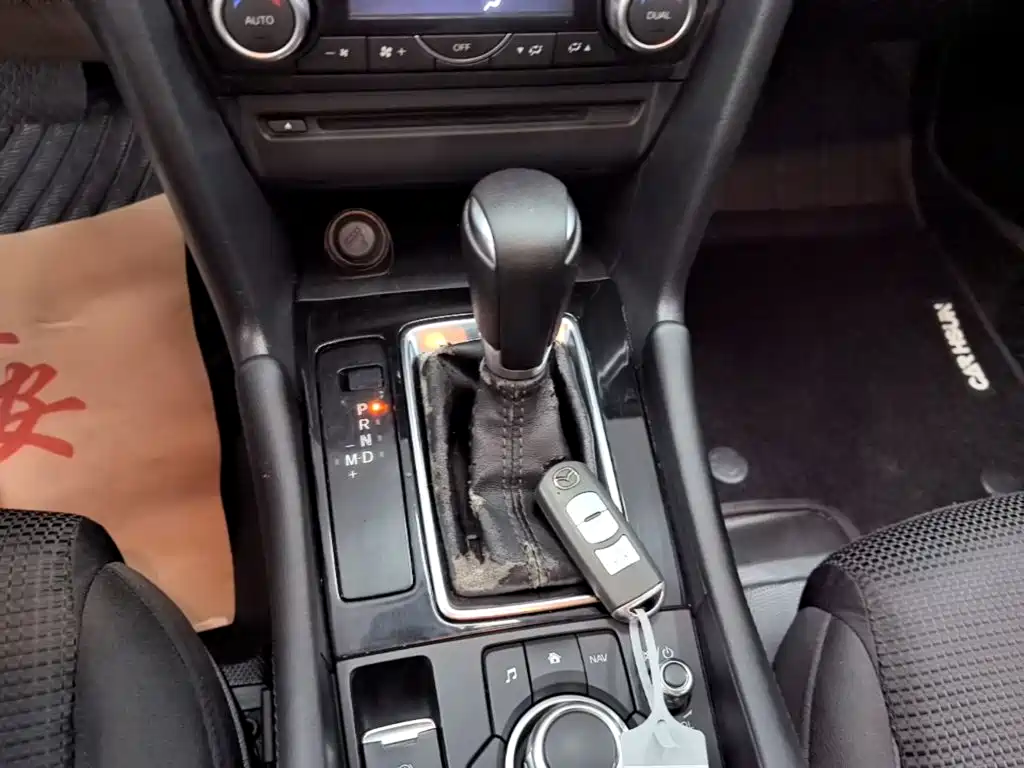 Mazda 3 Angkesela 2017 — фото 14